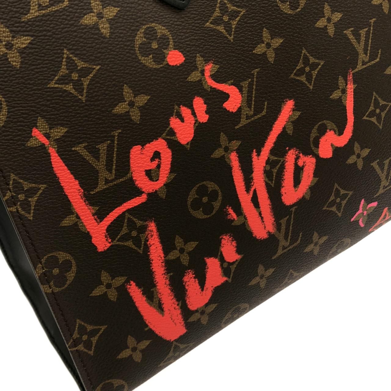 Louis Vuitton Monogram On The Go MM — view 4
