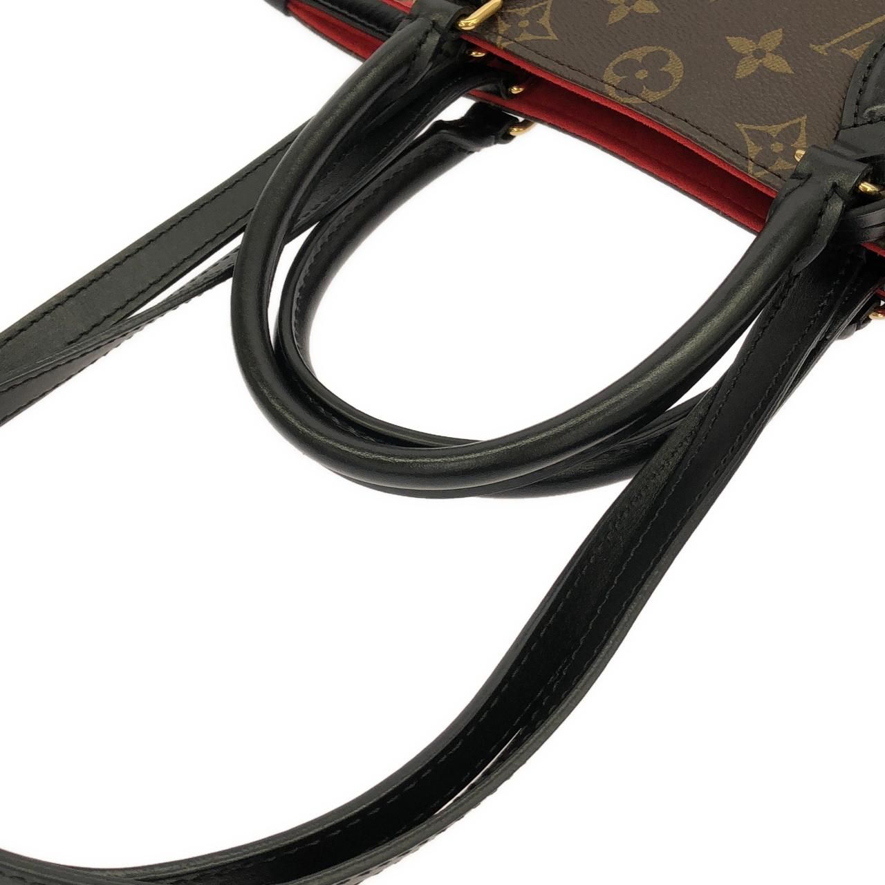 Louis Vuitton Monogram On The Go MM — view 6