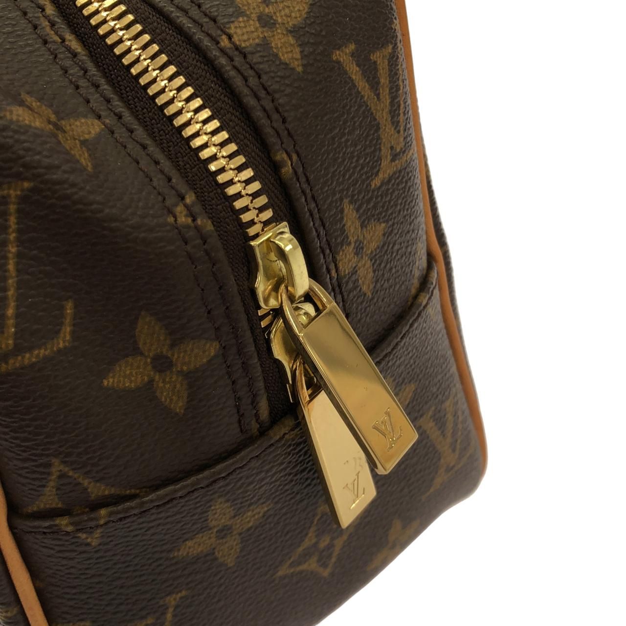 Louis Vuitton Monogram Cite MM Shoulder — view 5