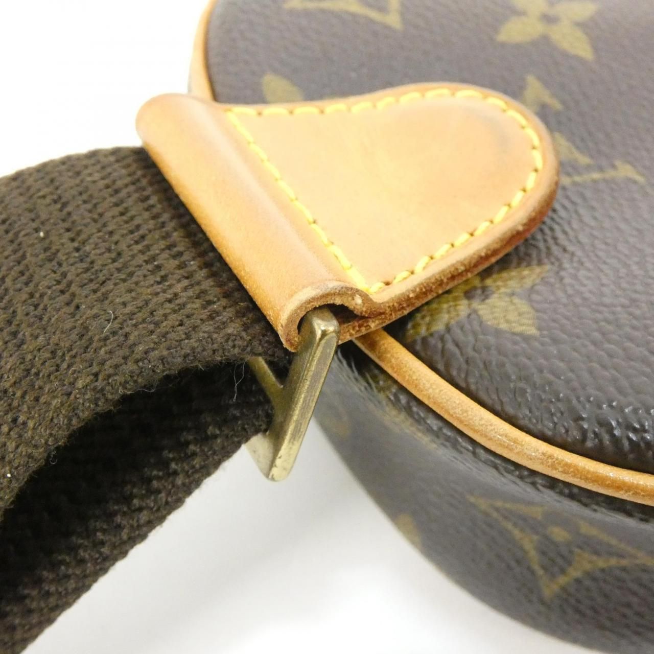 Louis Vuitton Monogram Pochette Gange Belt — view 6