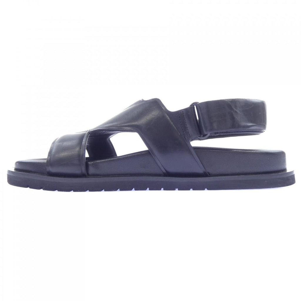 Louis Vuitton LV Oasis Line Sandals — view 2
