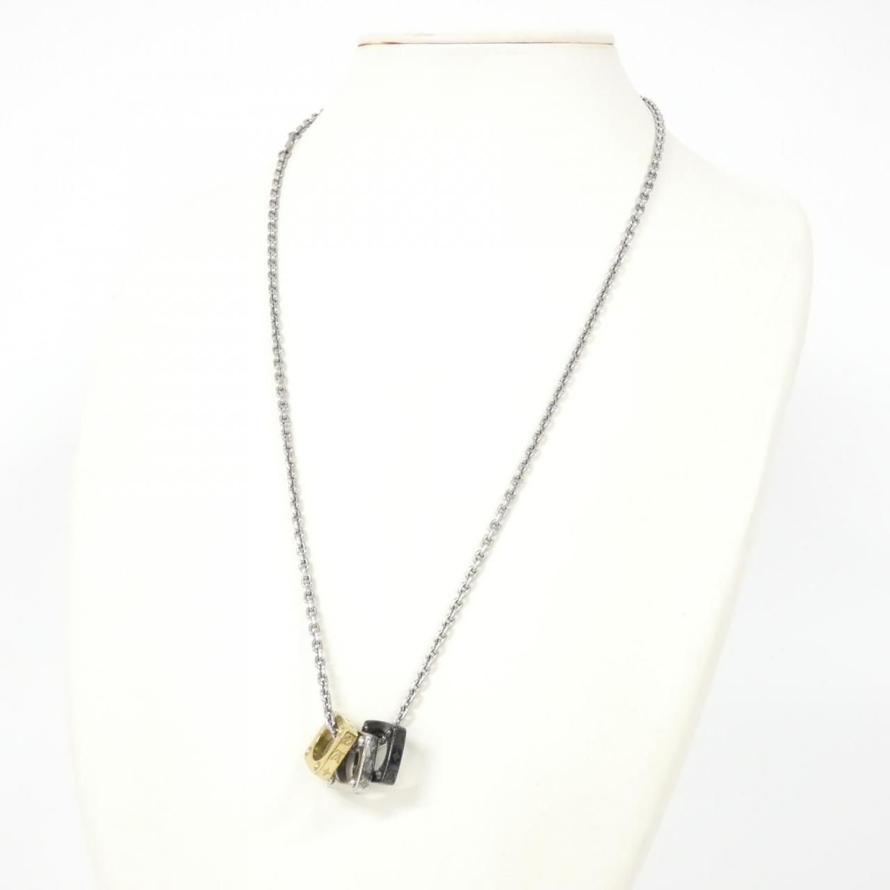 Louis Vuitton Pendant Monogram Gold Necklace — view 5