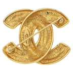 Chanel Quilted CC Logo Brooch Gold — view 2