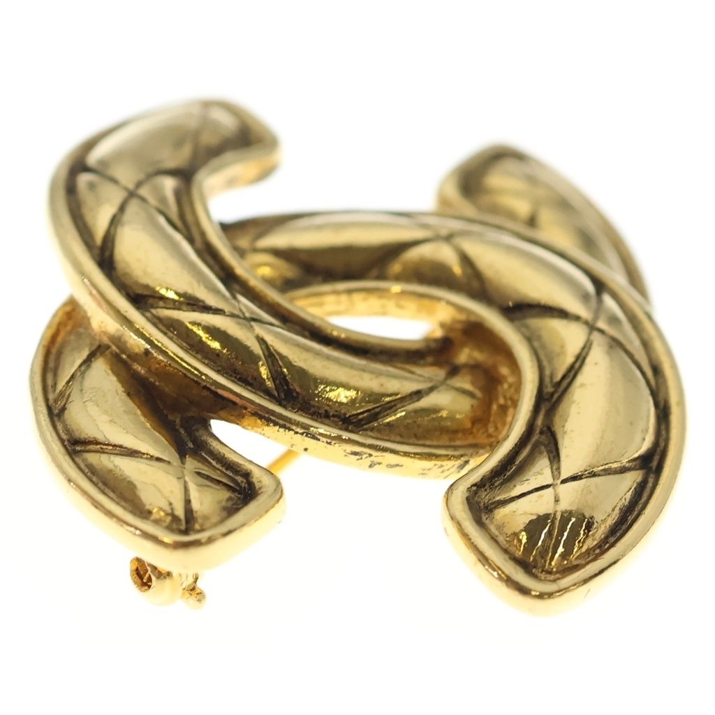 Chanel Quilted CC Logo Brooch Gold — view 4