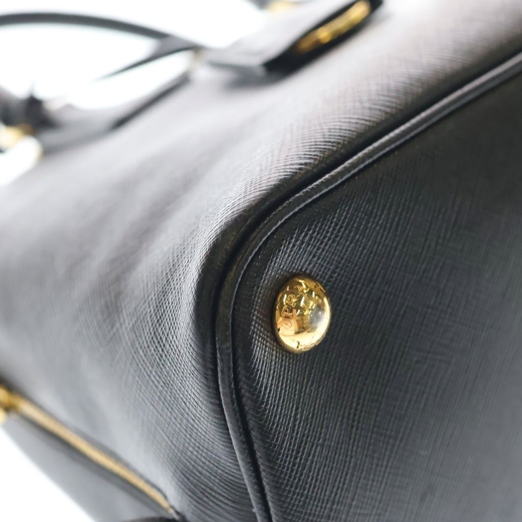 Prada Promenade Saffiano Leather Gold 2-Way Shoulder Bag Black — view 5