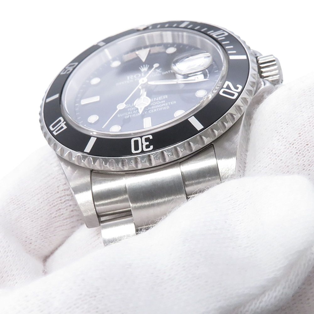 Rolex Submariner Date P Number Watch Black Dial — view 4