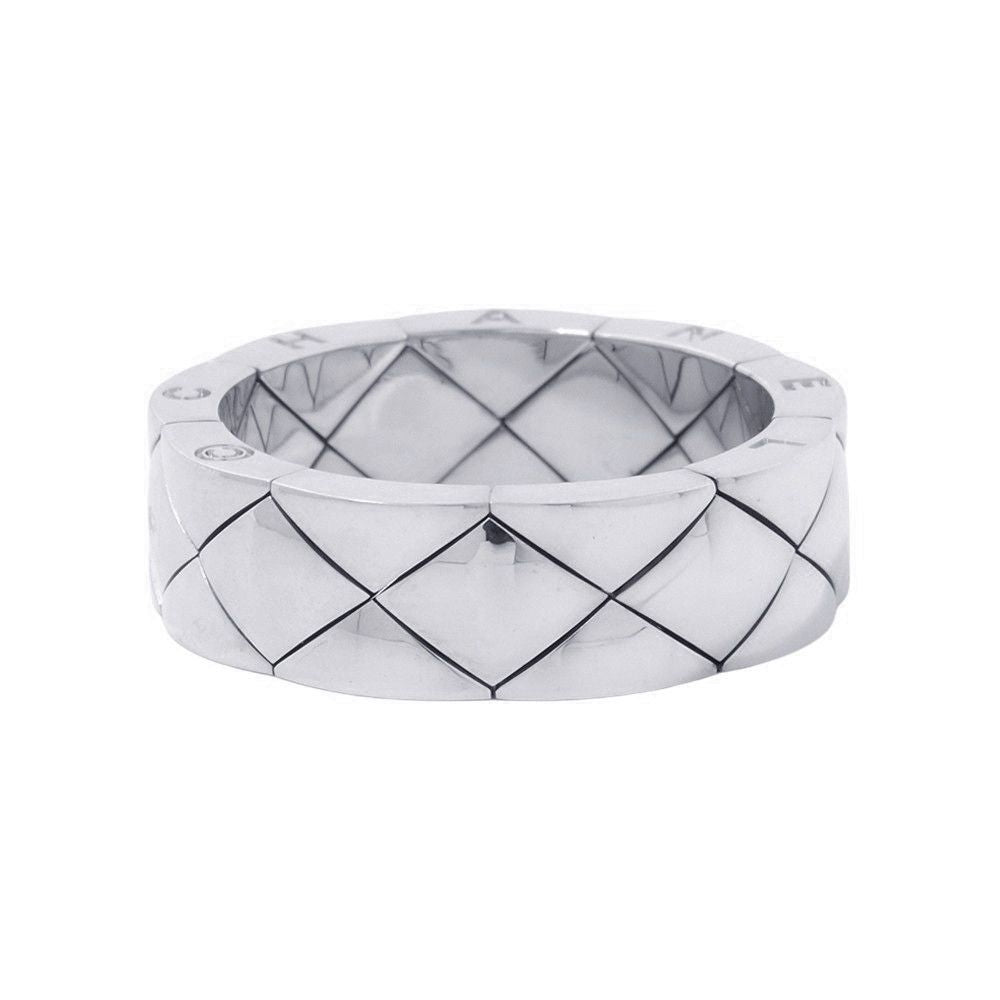 Chanel Ring Quilted 18k White Gold
