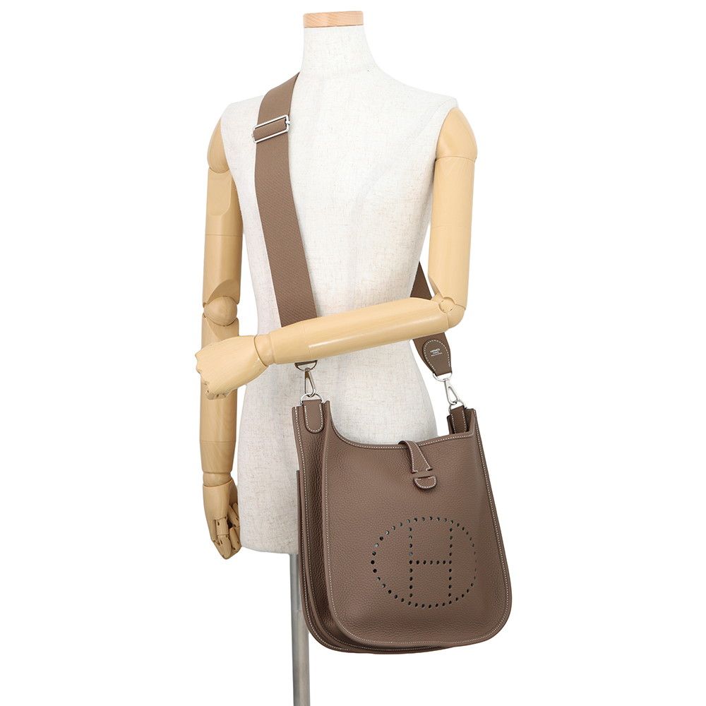 Hermes Shoulder Bag Evelyne 3 PM Etoupe Silver Taurillon Clemence — view 4