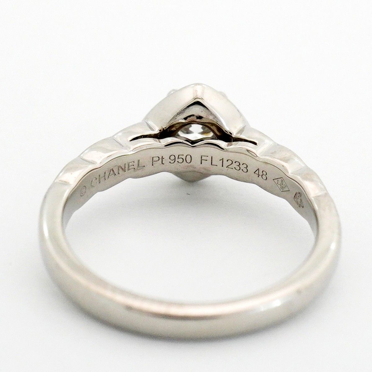 Chanel Ring Coco Crush Engagement Platinum Diamond — view 4