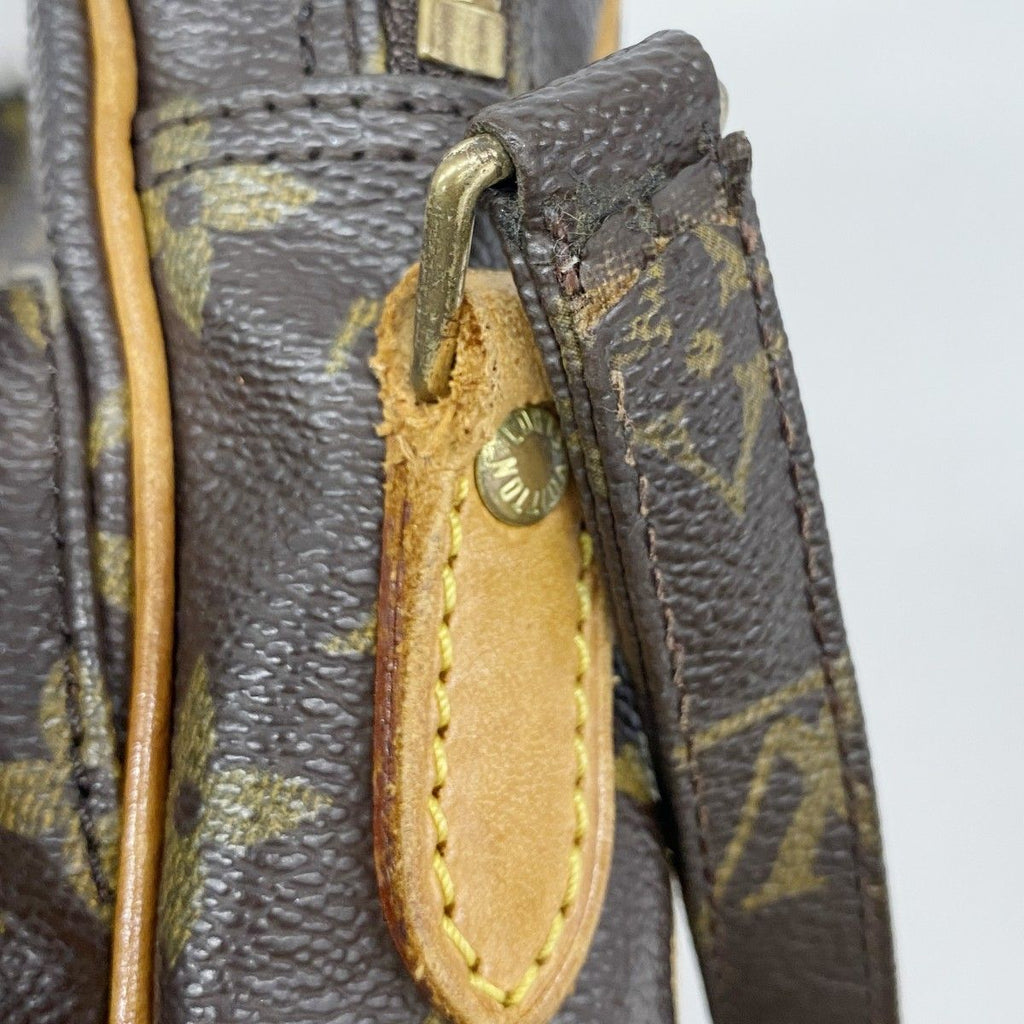 Louis Vuitton Shoulder Bag Monogram Amazon Brown — view 7