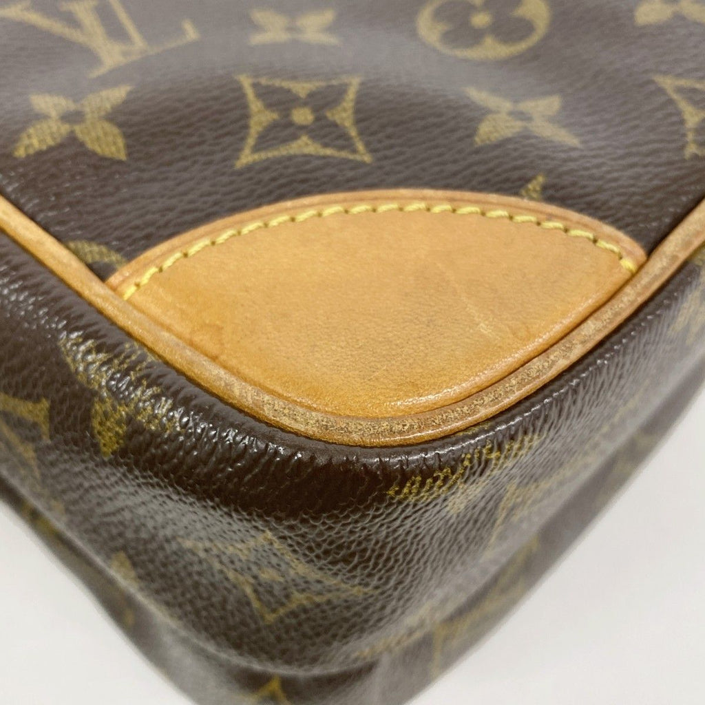 Louis Vuitton Shoulder Bag Monogram Amazon Brown — view 8