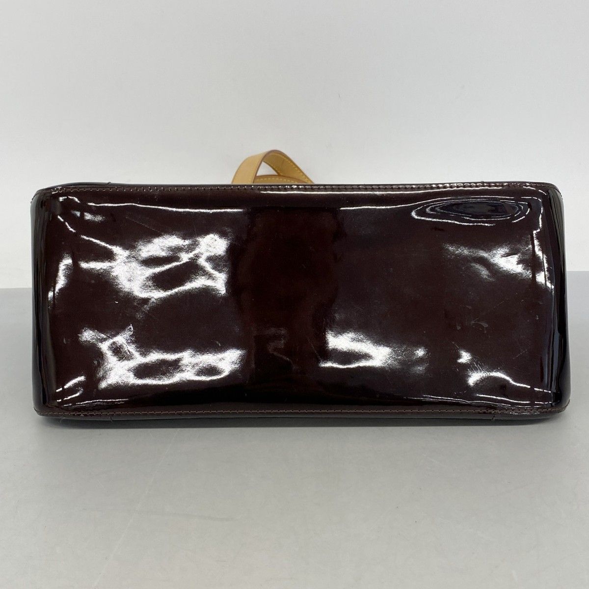 Louis Vuitton Handbag Vernis Rosewood Avenue Amarante — view 3