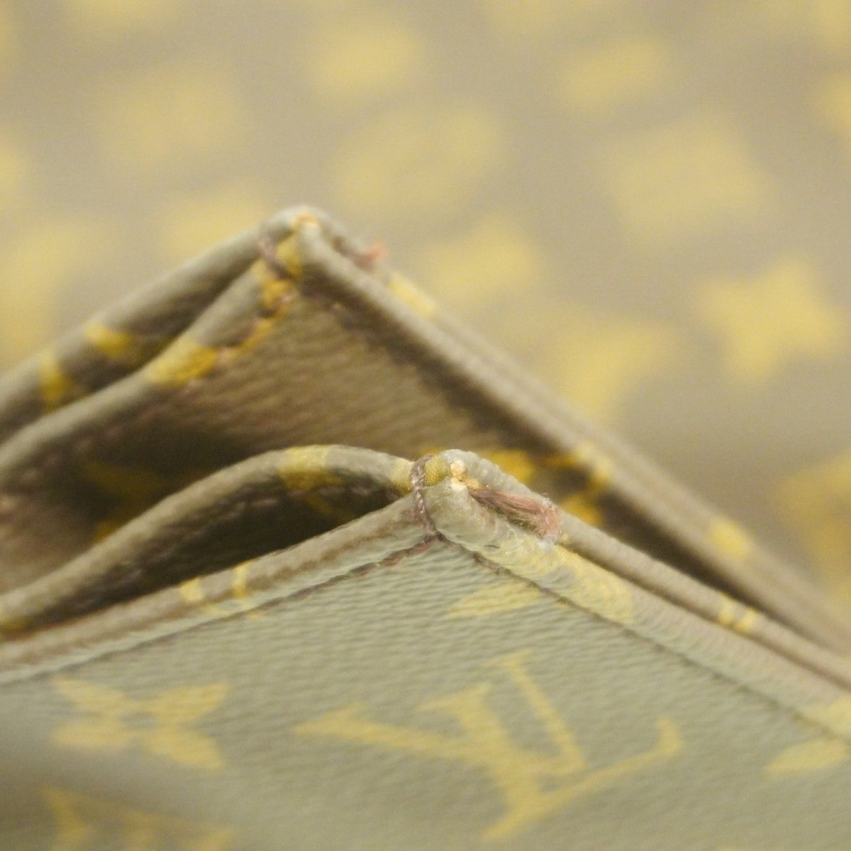 Louis Vuitton Tote Monogram Sac Plat Brown — view 7