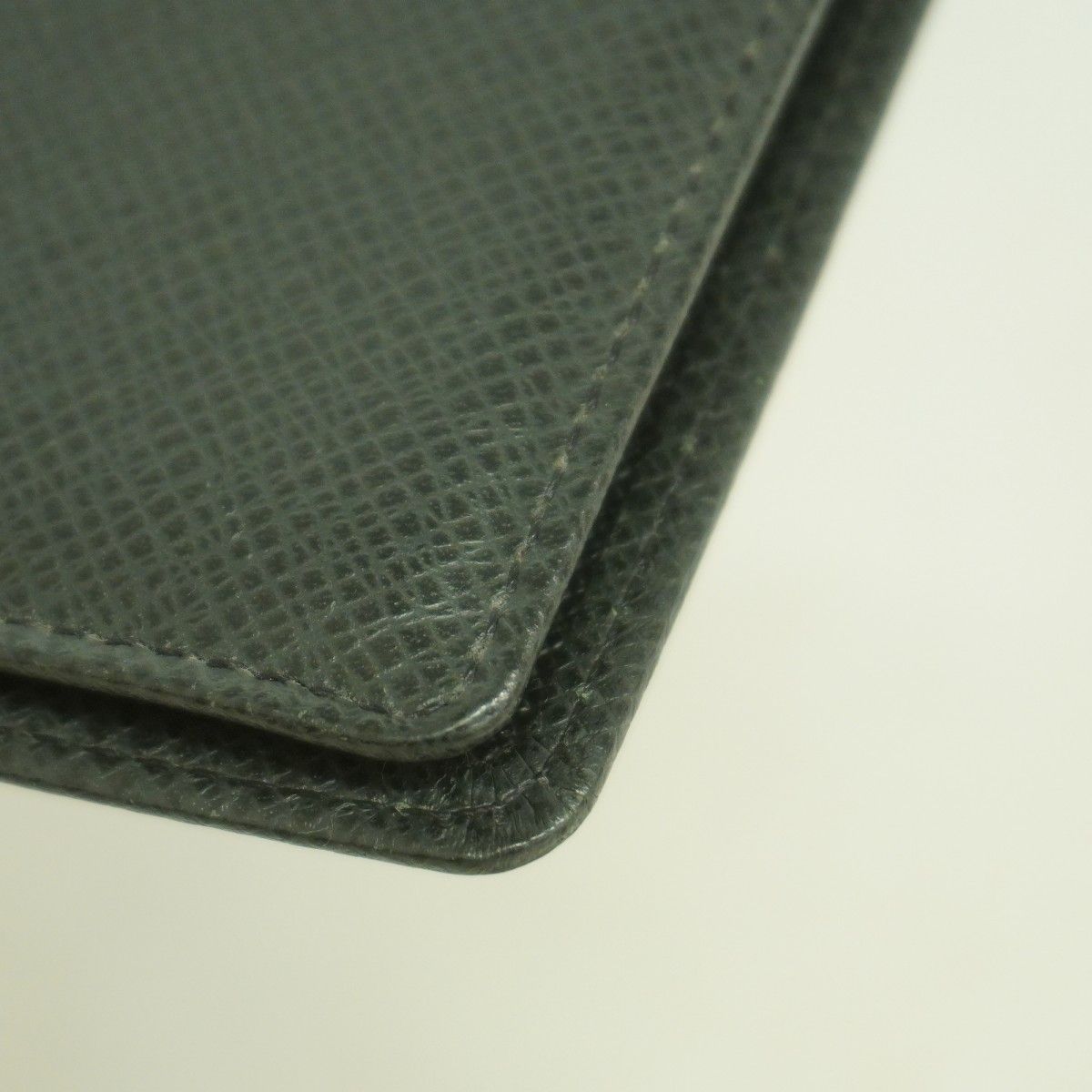 Louis Vuitton Notebook Cover Taiga Agenda Posh Ardoise — view 6