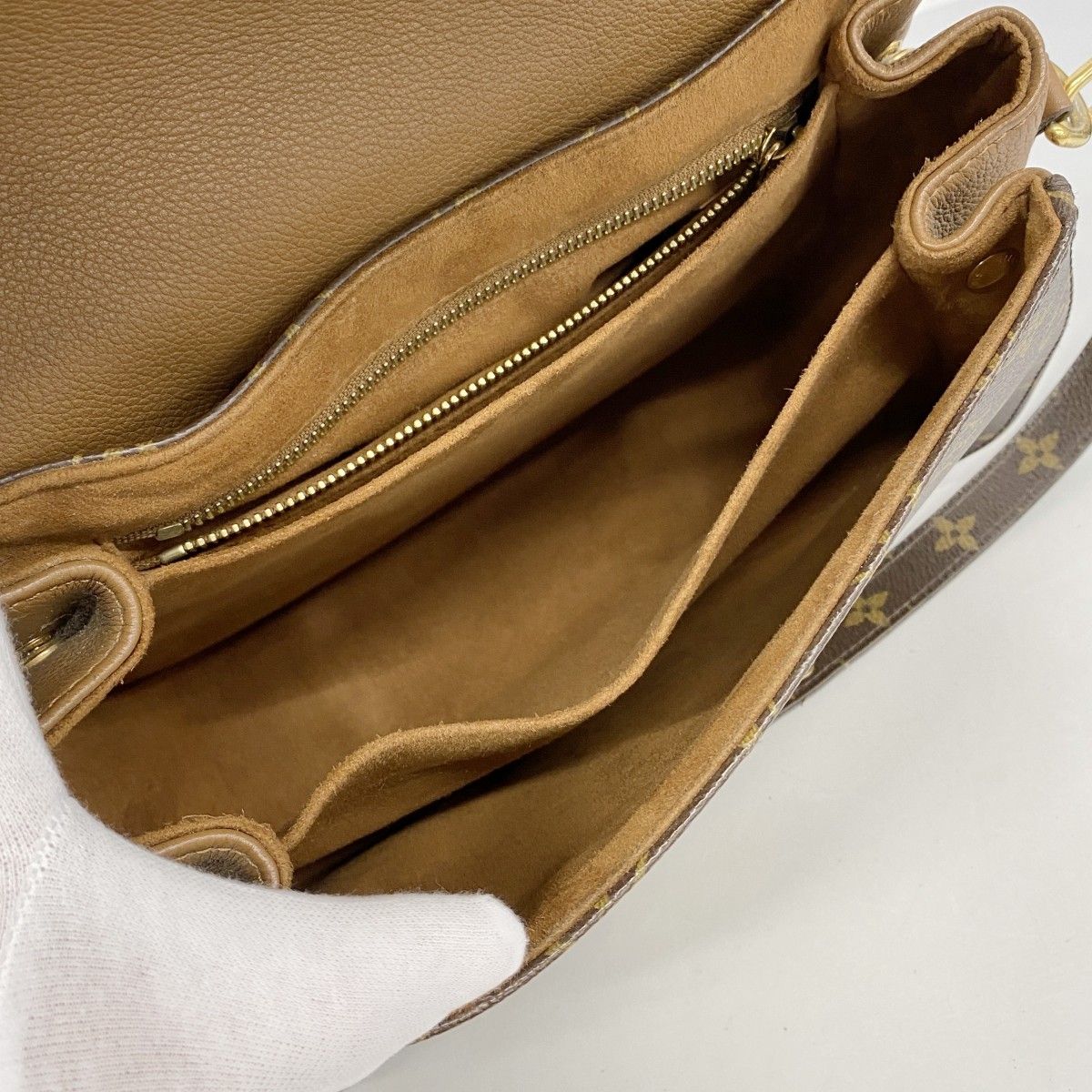 Louis Vuitton Handbag Monogram Eden MM Avane 2-Way — view 4