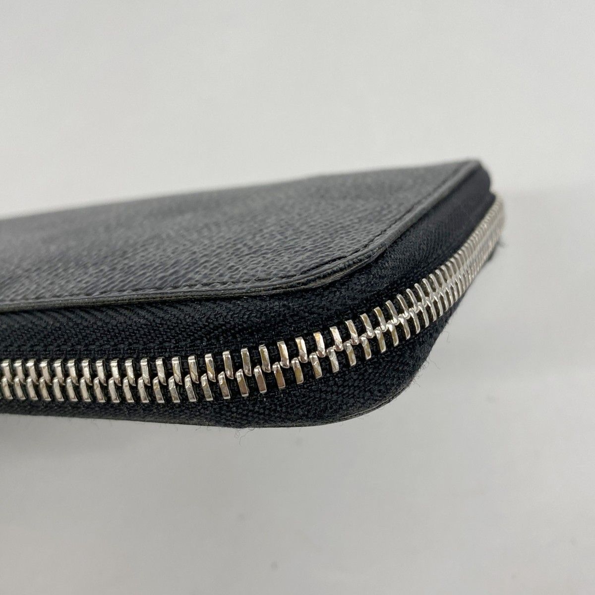 Louis Vuitton Wallet Damier Graphite Zippy Vertical Black Gray — view 7