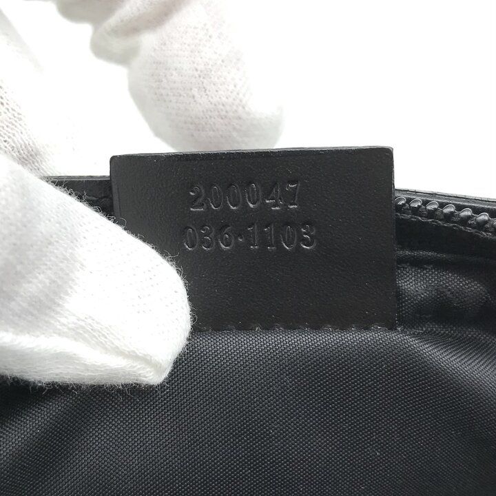 Gucci GG Canvas Pouch Shoulder Bag Black — view 8