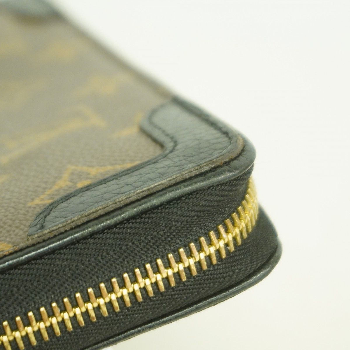 Louis Vuitton Wallet Monogram Retiro Zippy Brown Noir — view 5