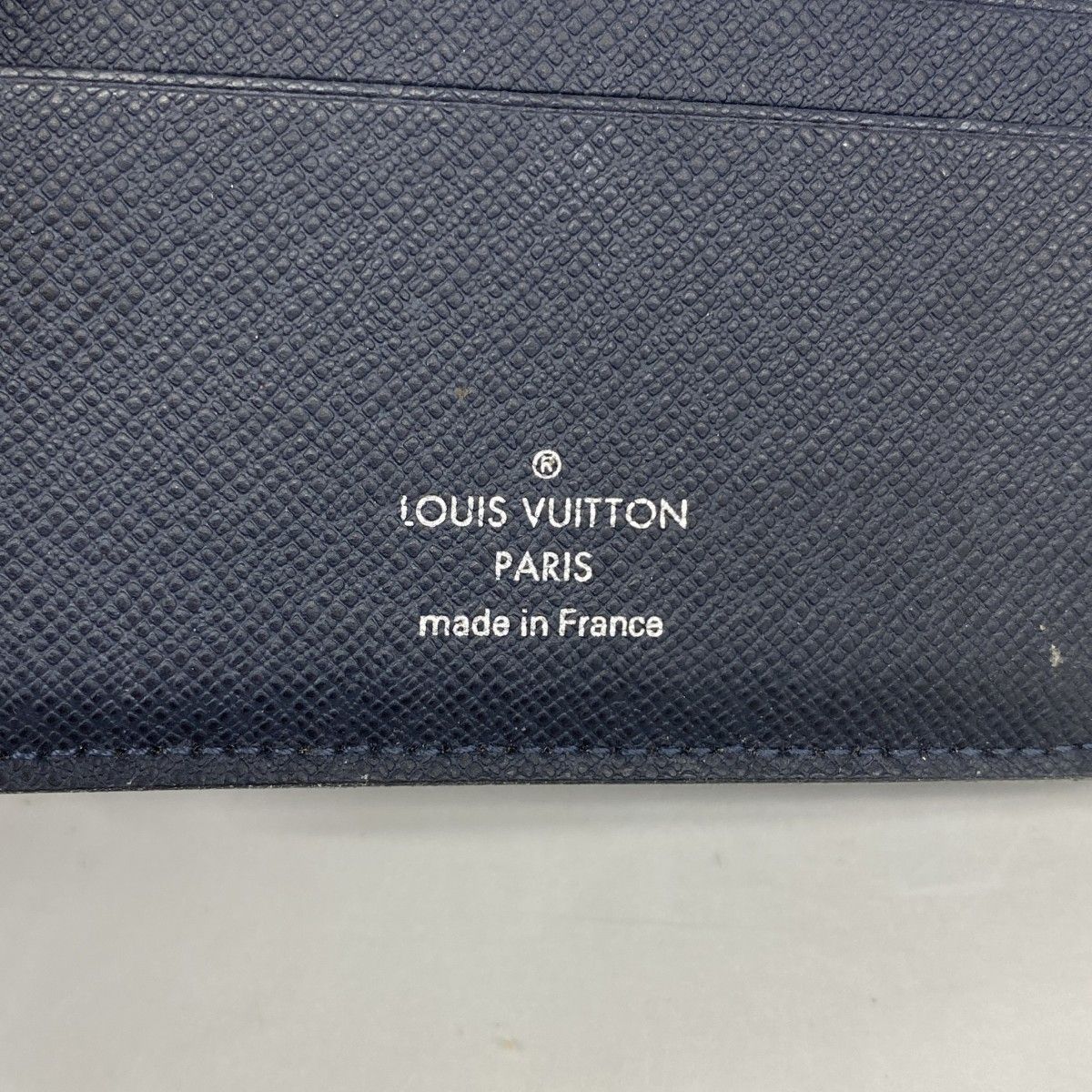 Louis Vuitton Wallet Taiga Portefeuille Multiple Boreal — view 4