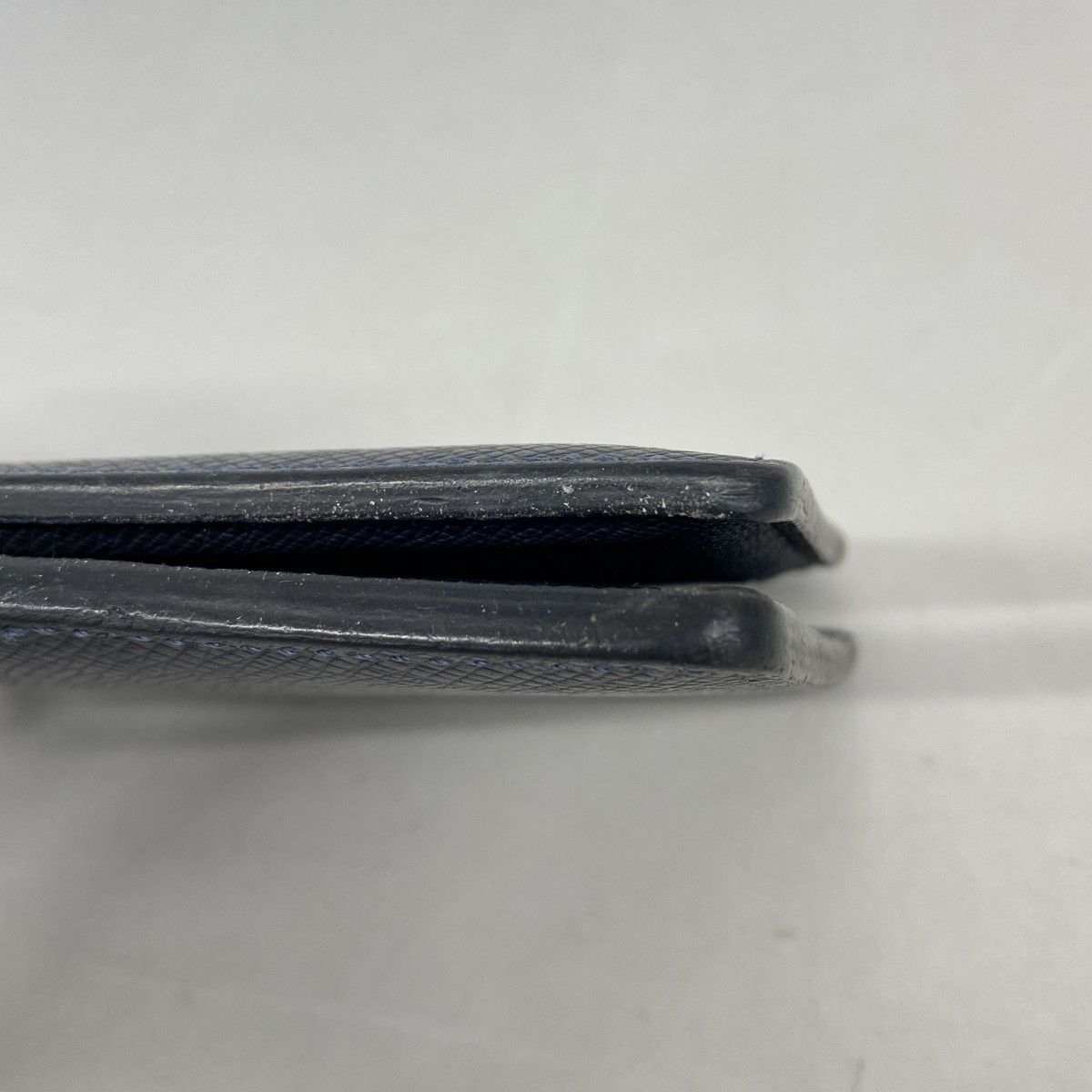 Louis Vuitton Wallet Taiga Portefeuille Multiple Boreal — view 6