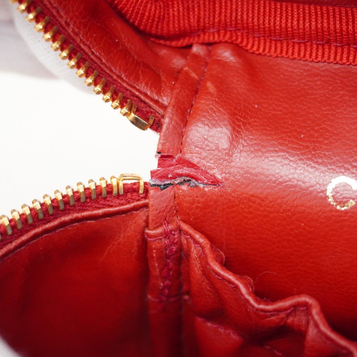 Chanel Vanity Bag Caviar Leather Red Gold — view 6