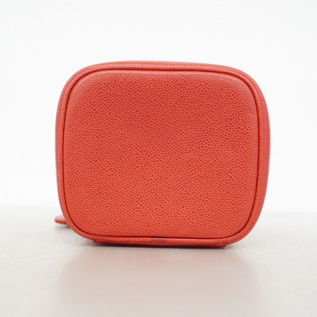 Chanel Vanity Bag Caviar Leather Red Gold — view 3