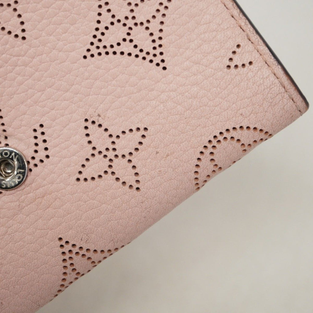 Louis Vuitton Coin Case Mahina Porte-Monnaie Magnolia — view 7