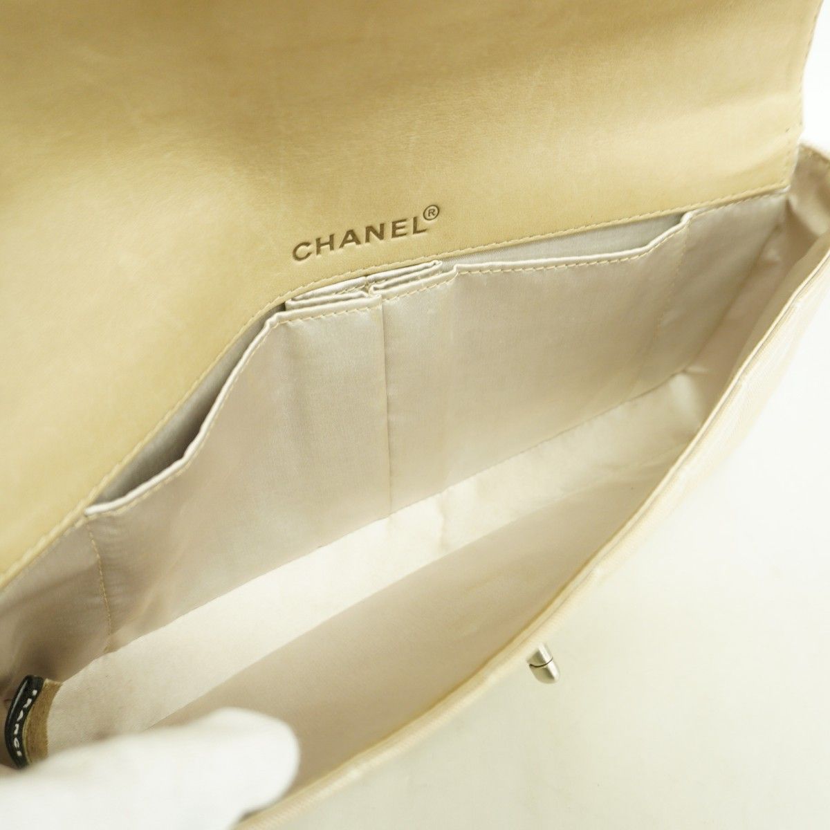 Chanel Shoulder Bag New Travel Nylon Beige Silver — view 4