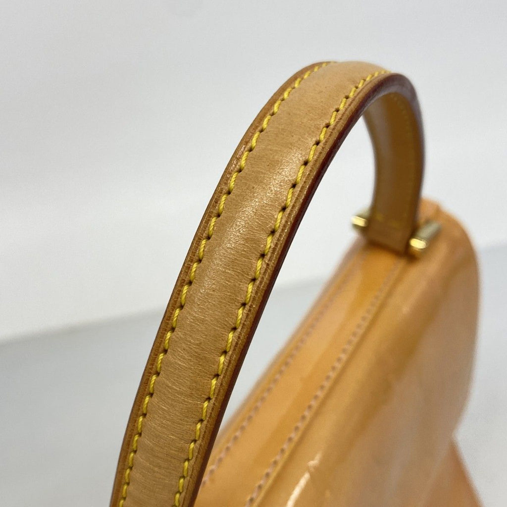 Louis Vuitton Handbag Vernis Spring Street Rose — view 9
