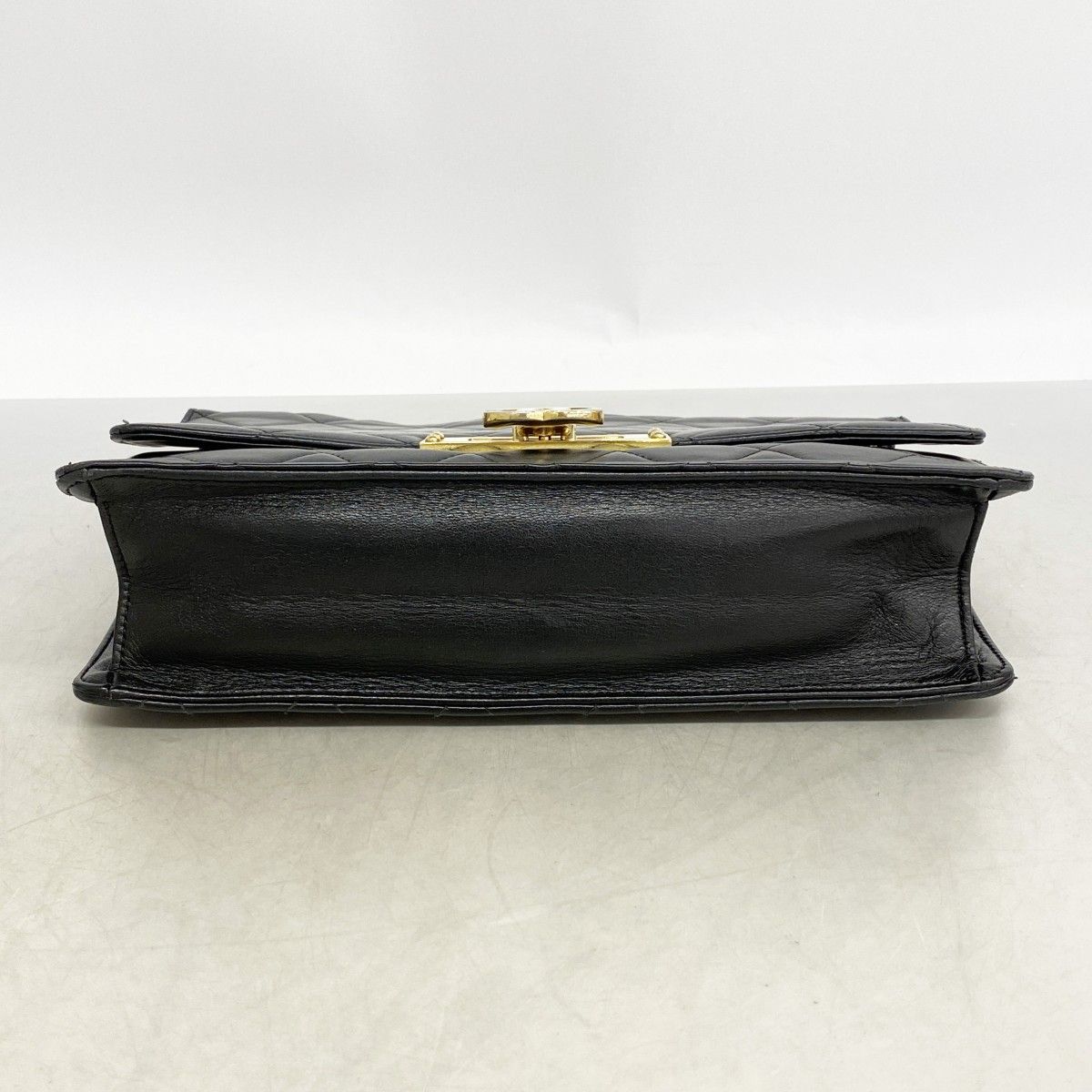 Chanel Shoulder Bag Quilted Lambskin Black Gold — view 3