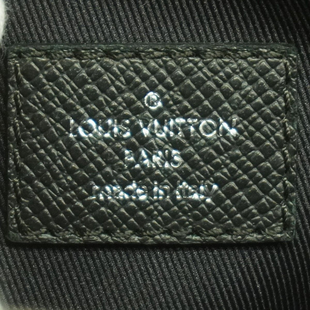 Louis Vuitton Shoulder Bag Taigarama Outdoor Messenger PM Black — view 5