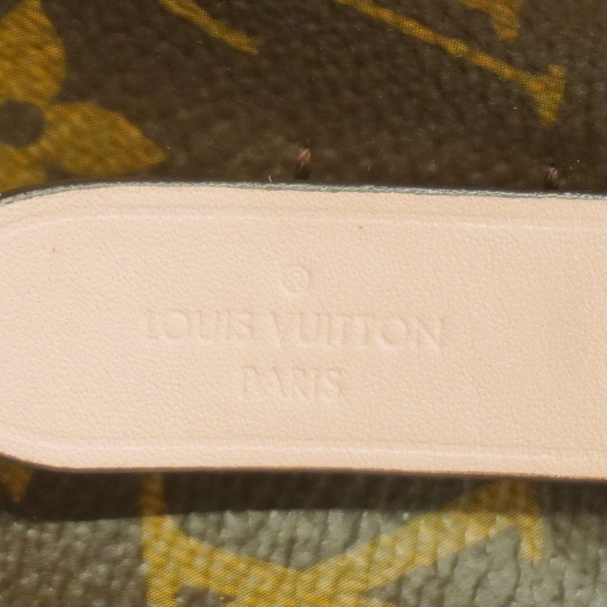 Louis Vuitton Shoulder Bag Monogram Neo Noe Rose Poudre — view 5