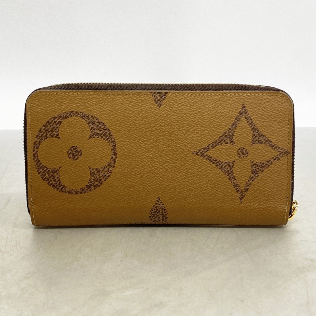 Louis Vuitton Wallet Monogram Giant Reverse Zippy Brown — view 9