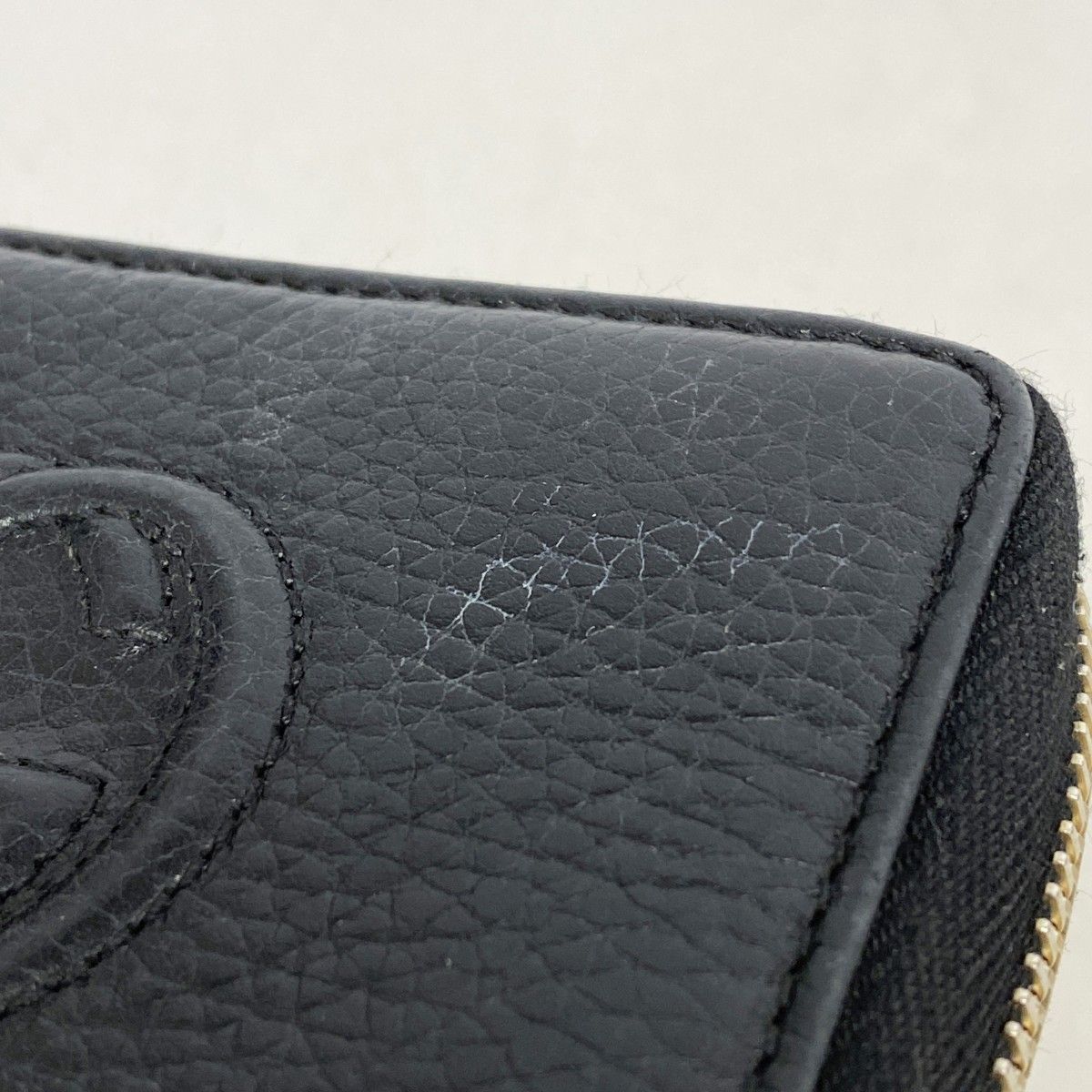 Gucci Coin Case Soho Leather Black Champagne Gold — view 7