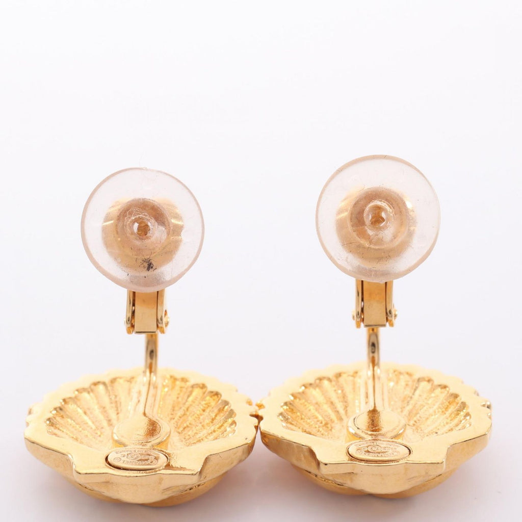 Chanel Earrings CC Logo Shell Motif — view 5
