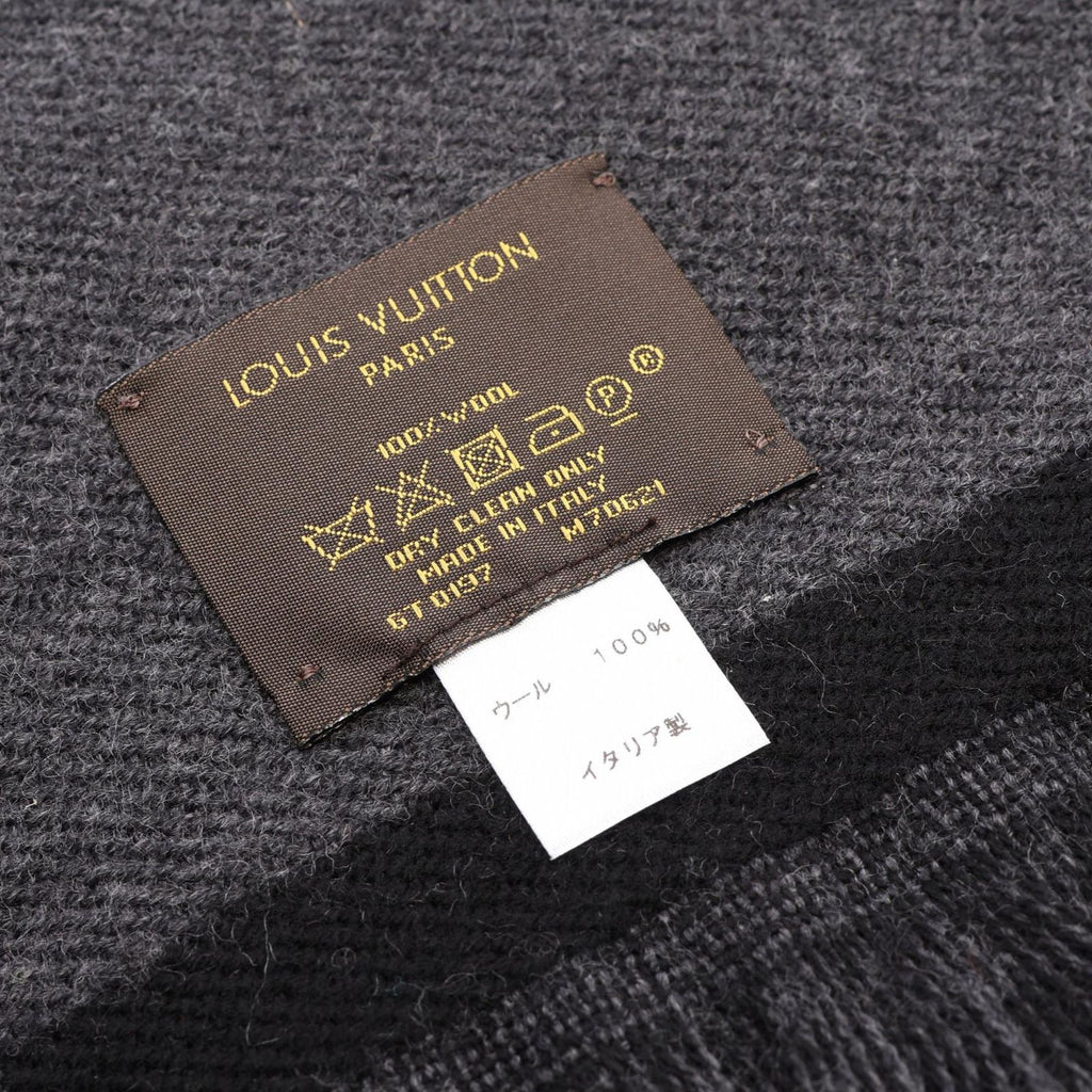 Louis Vuitton Scarf Echarpe Carre LV League Black Wool — view 3
