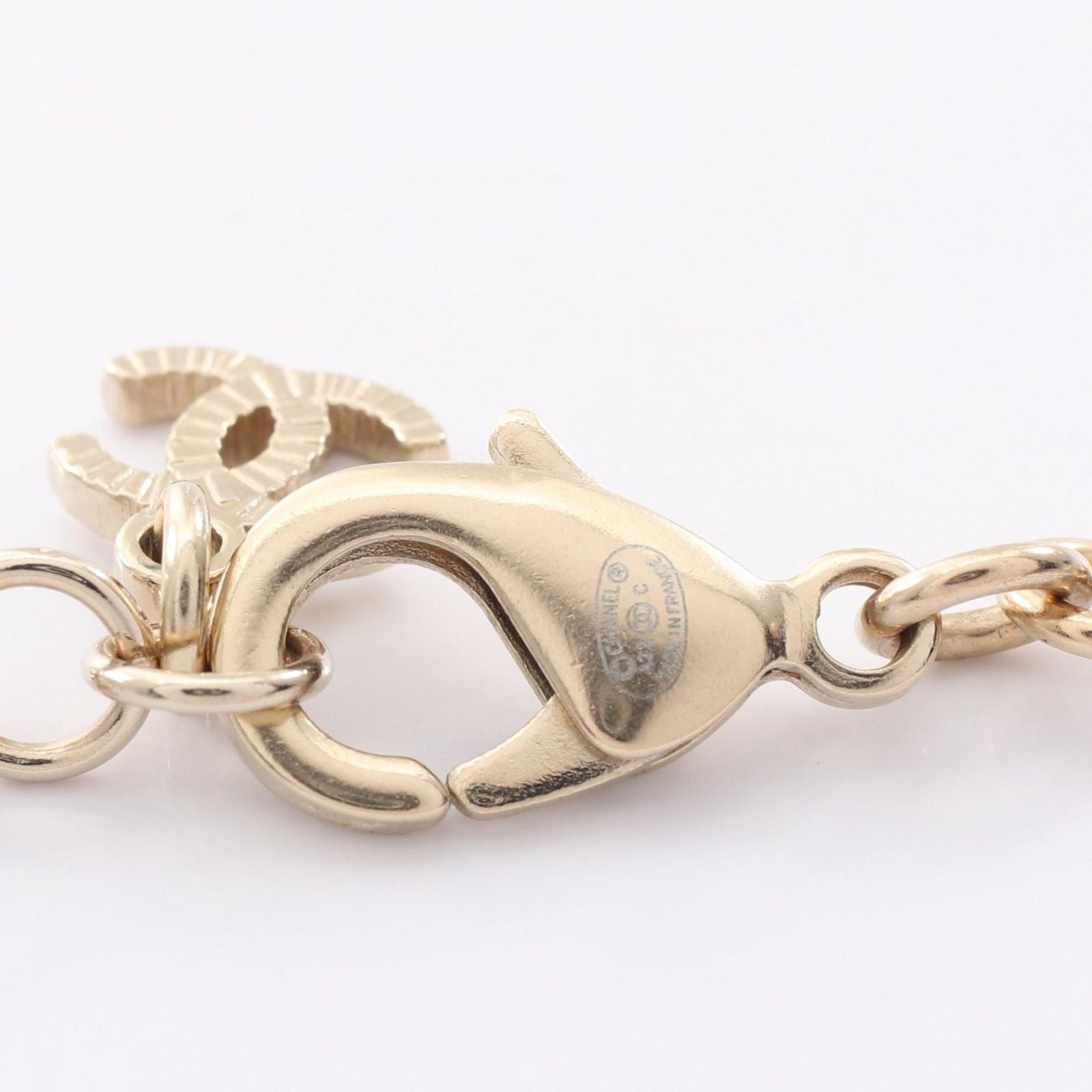 Chanel Necklace CC Logo Circle — view 4