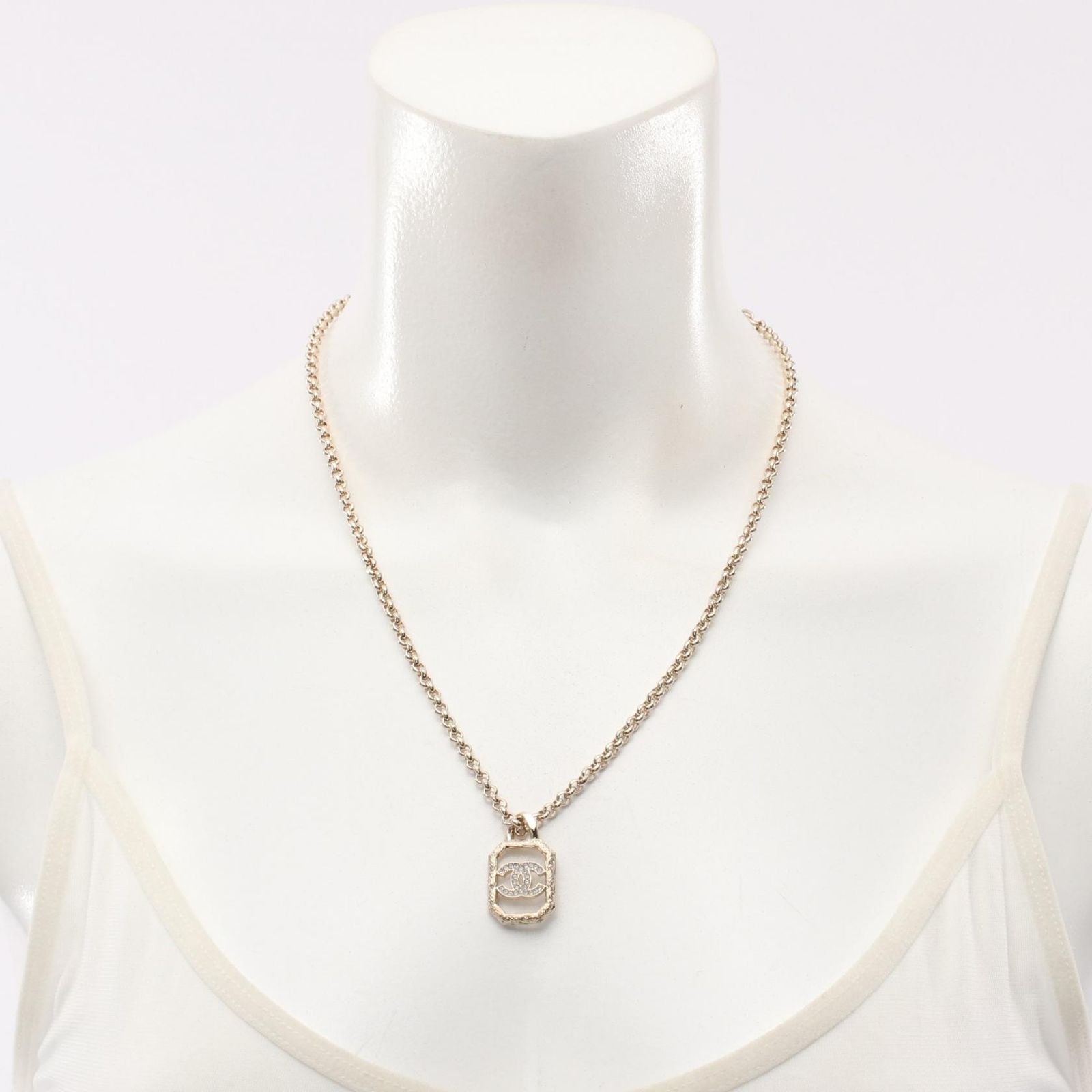 Chanel Necklace CC Logo Square 23k — view 5