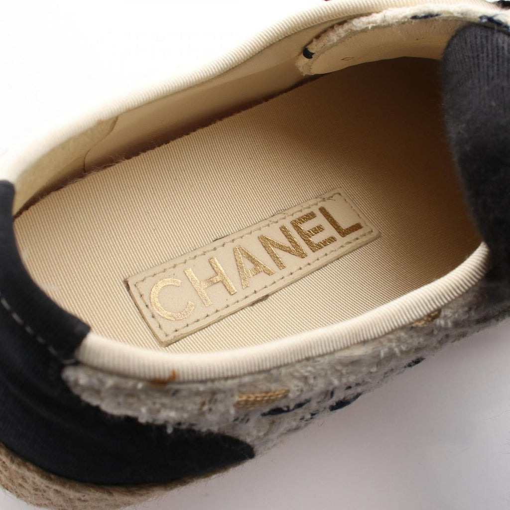 Chanel Sneakers CC Logo Espadrilles Shoes — view 5