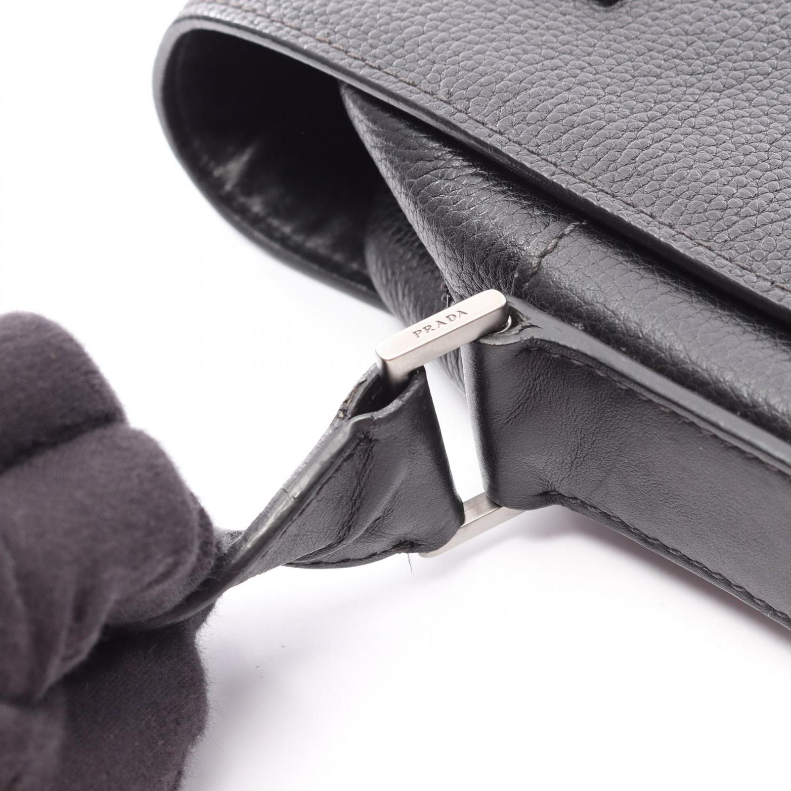 Prada Shoulder Bag Toro Nero Leather — view 9