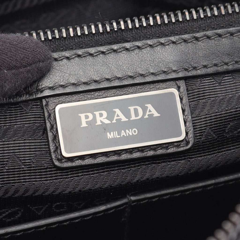 Prada Shoulder Bag Toro Nero Leather — view 4
