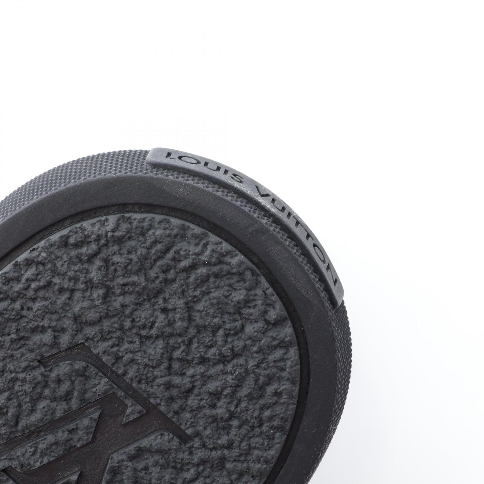 Louis Vuitton Sneakers Aventure Side Zip Canvas — view 8