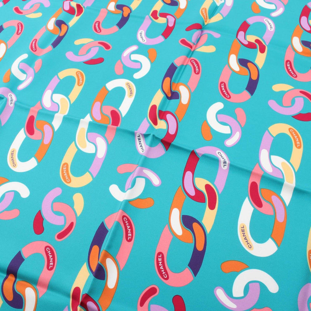 Chanel Scarf CC Logo Chain Pattern Green Silk — view 4