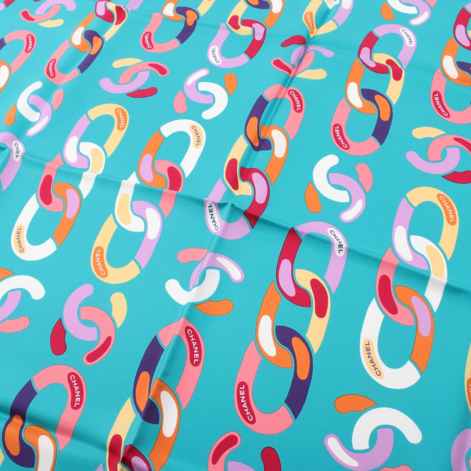 Chanel Scarf CC Logo Chain Pattern Green Silk — view 4