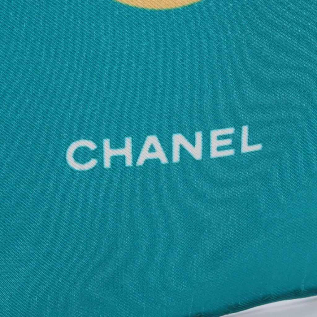 Chanel Scarf CC Logo Chain Pattern Green Silk — view 7