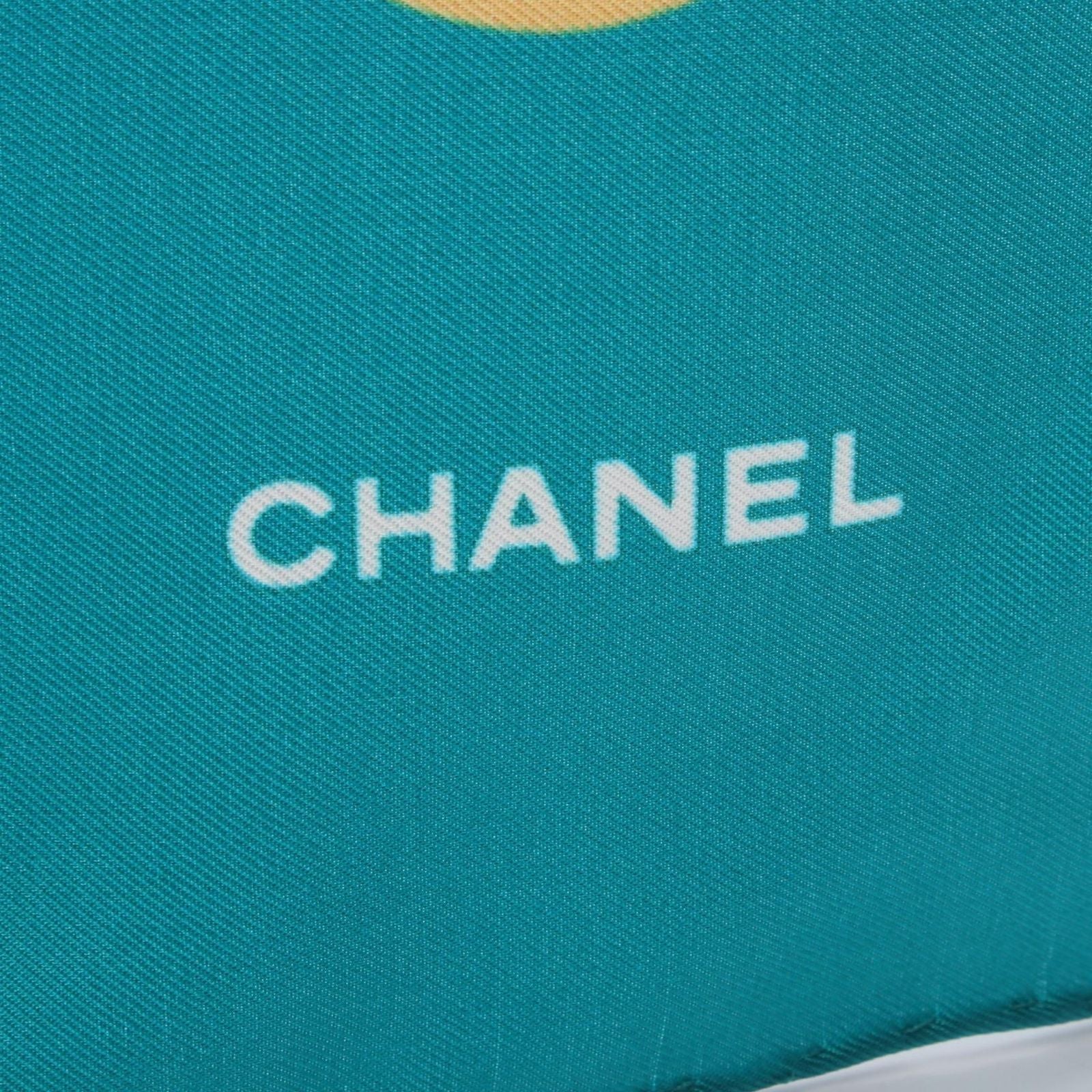 Chanel Scarf CC Logo Chain Pattern Green Silk — view 7
