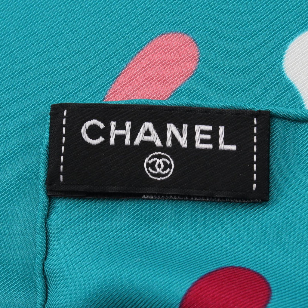 Chanel Scarf CC Logo Chain Pattern Green Silk — view 2