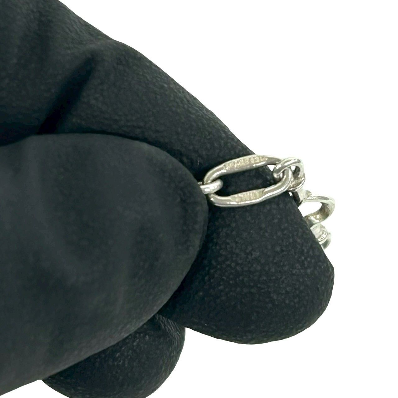 Tiffany & Co Vintage Heart Link ID Bracelet 925 Sterling Silver — view 3