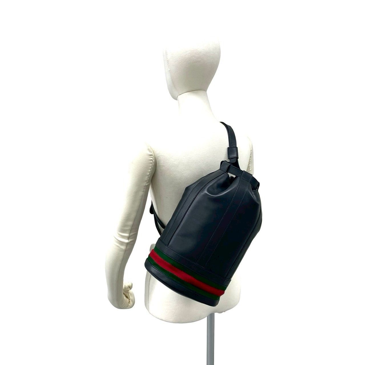 Gucci Vintage Sherry Line Leather Drawstring Shoulder Bag Black — view 2