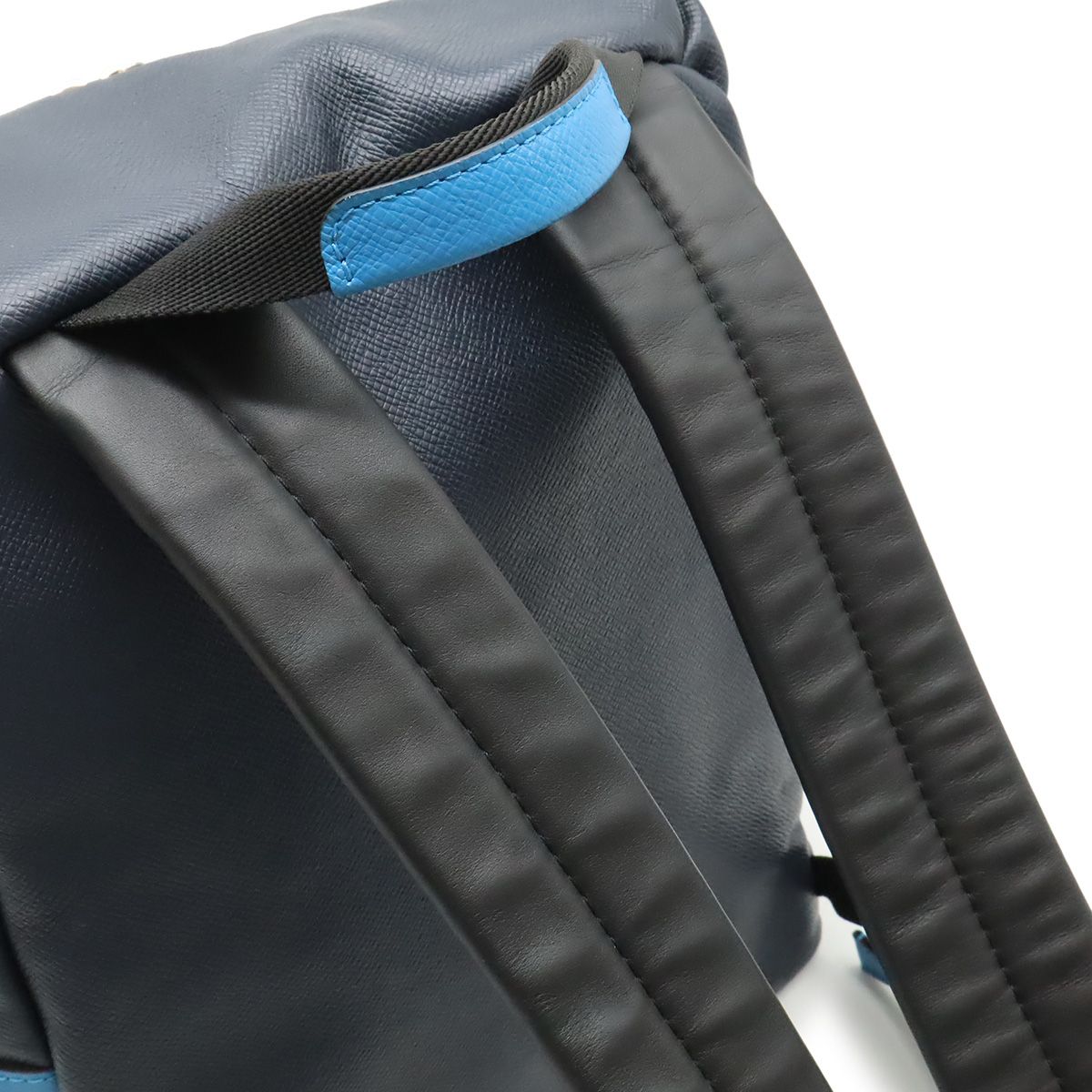 Louis Vuitton Taiga Discovery Backpack PM Blue Marine Navy — view 4